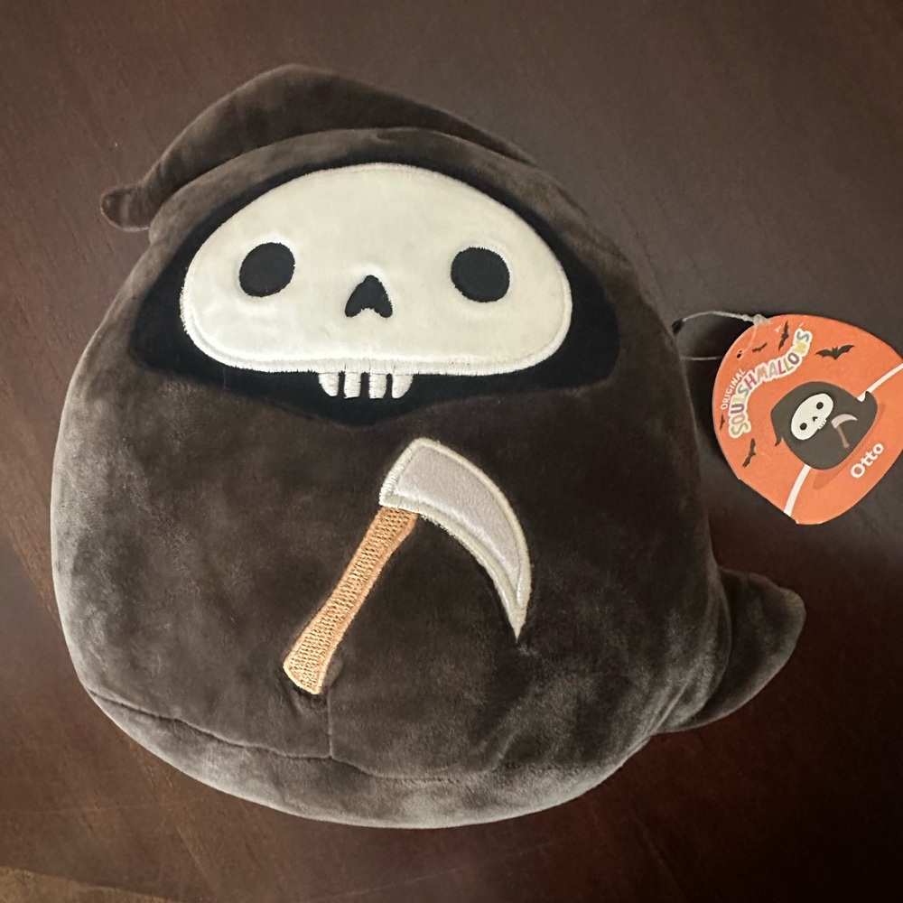 NWT SQUISHMALLOWS Otto grim reaper Halloween new with tags